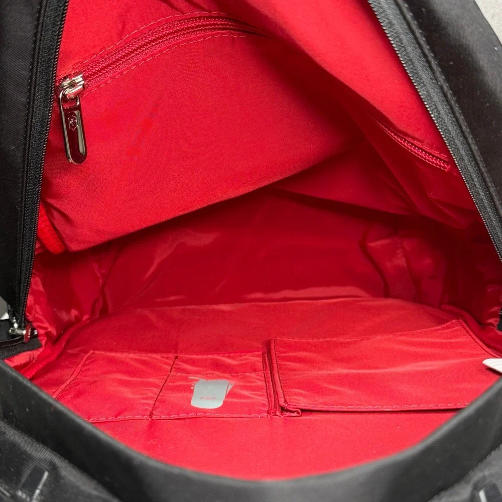 Victorinox Victoria 2.0 Deluxe Business Backpack Black Nylon Laptop Bag Travel